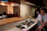 義娘に手コキしてもらいてぇー♪感度すんげっ！なJＫ娘に強制フェラチオさせちゃうヤベー変態義父